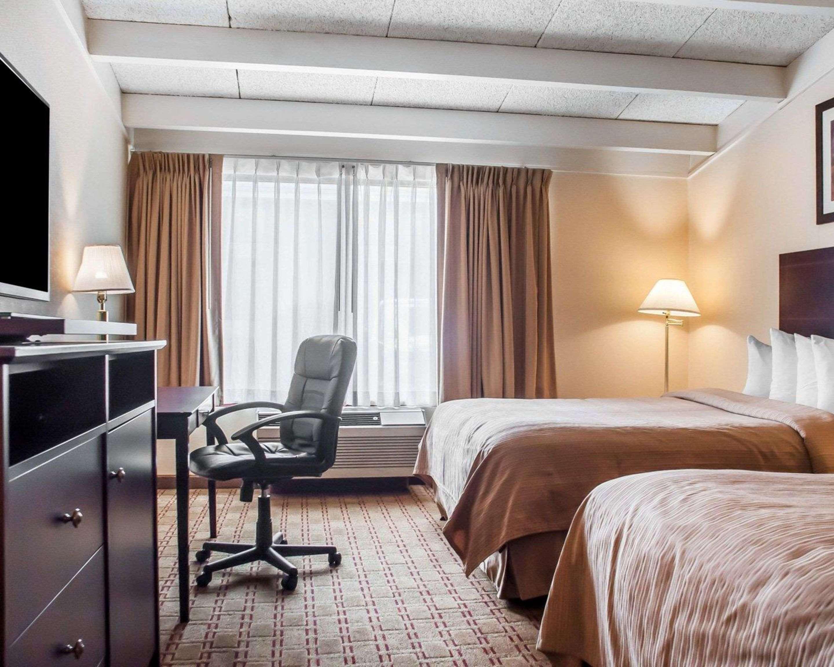 Quality Inn Buffalo Airport Cheektowaga Esterno foto