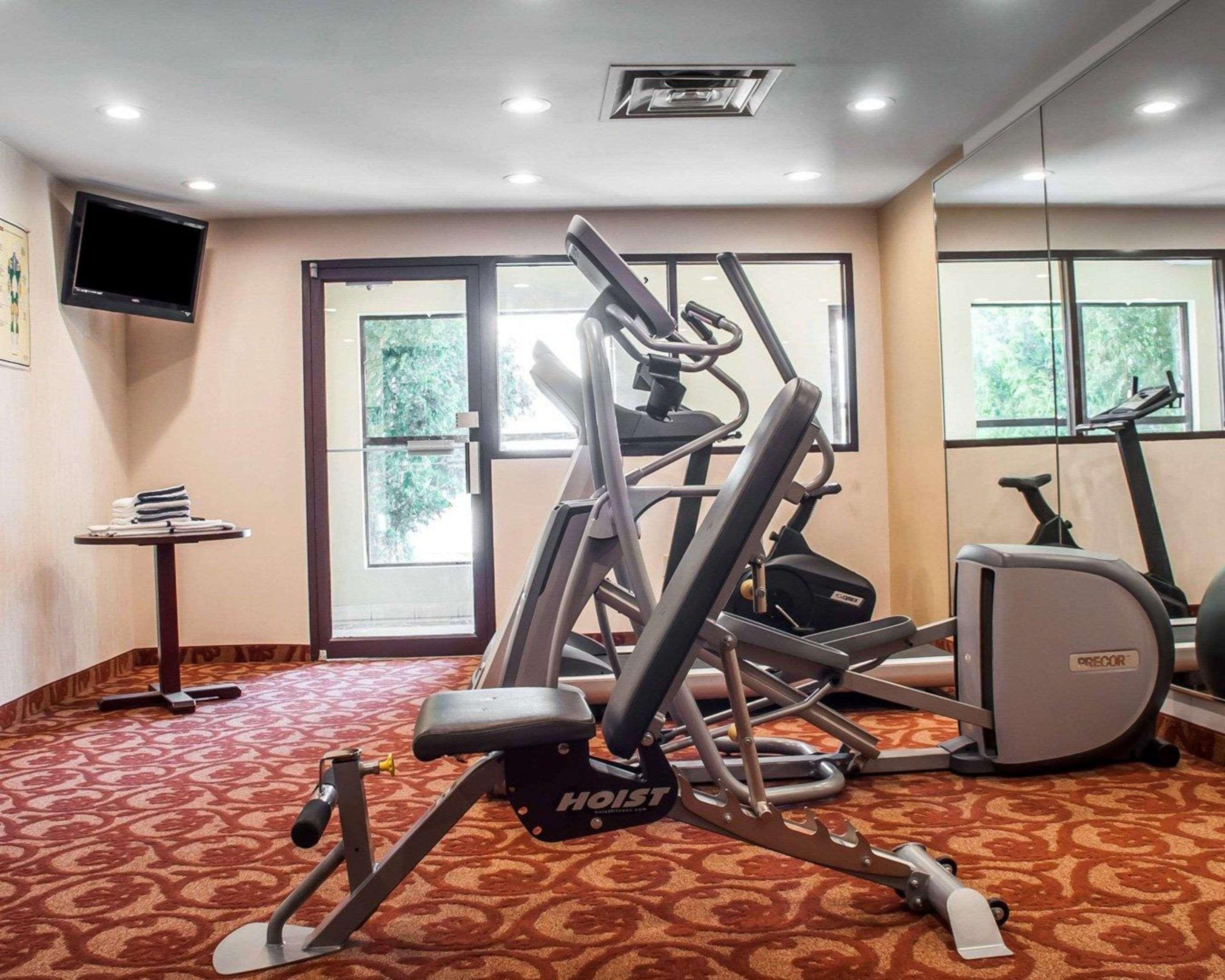 Quality Inn Buffalo Airport Cheektowaga Esterno foto