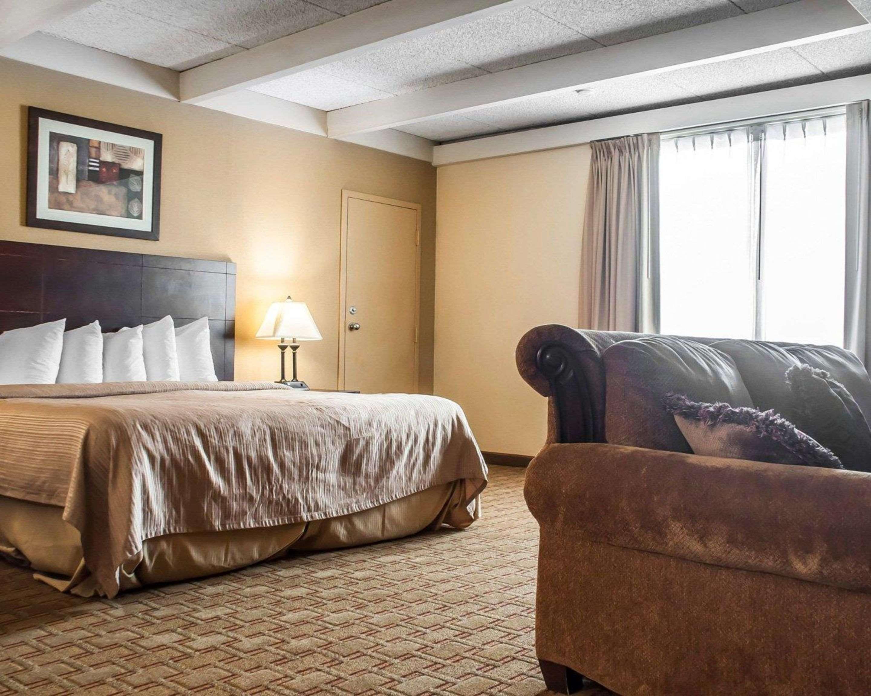 Quality Inn Buffalo Airport Cheektowaga Esterno foto
