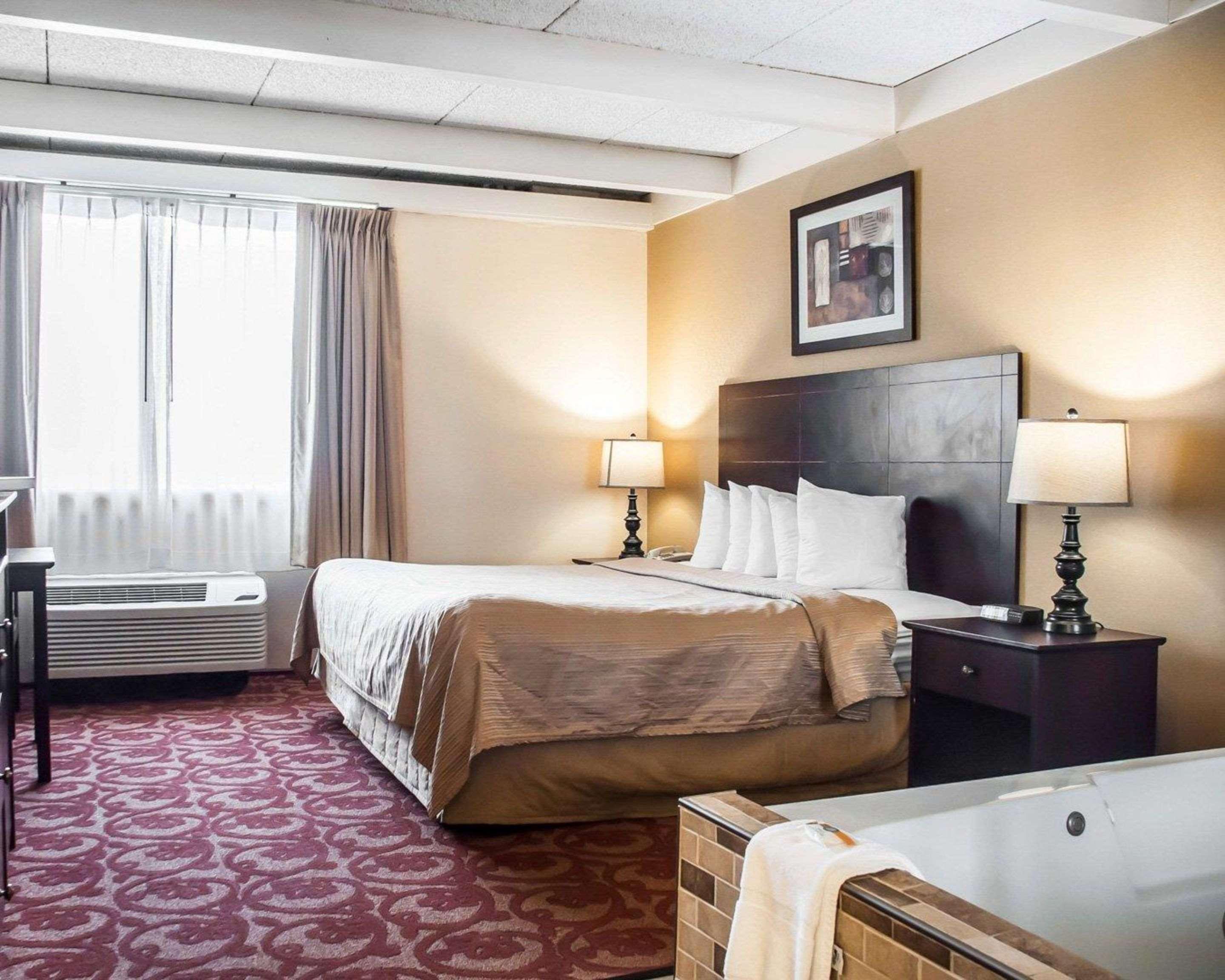 Quality Inn Buffalo Airport Cheektowaga Esterno foto