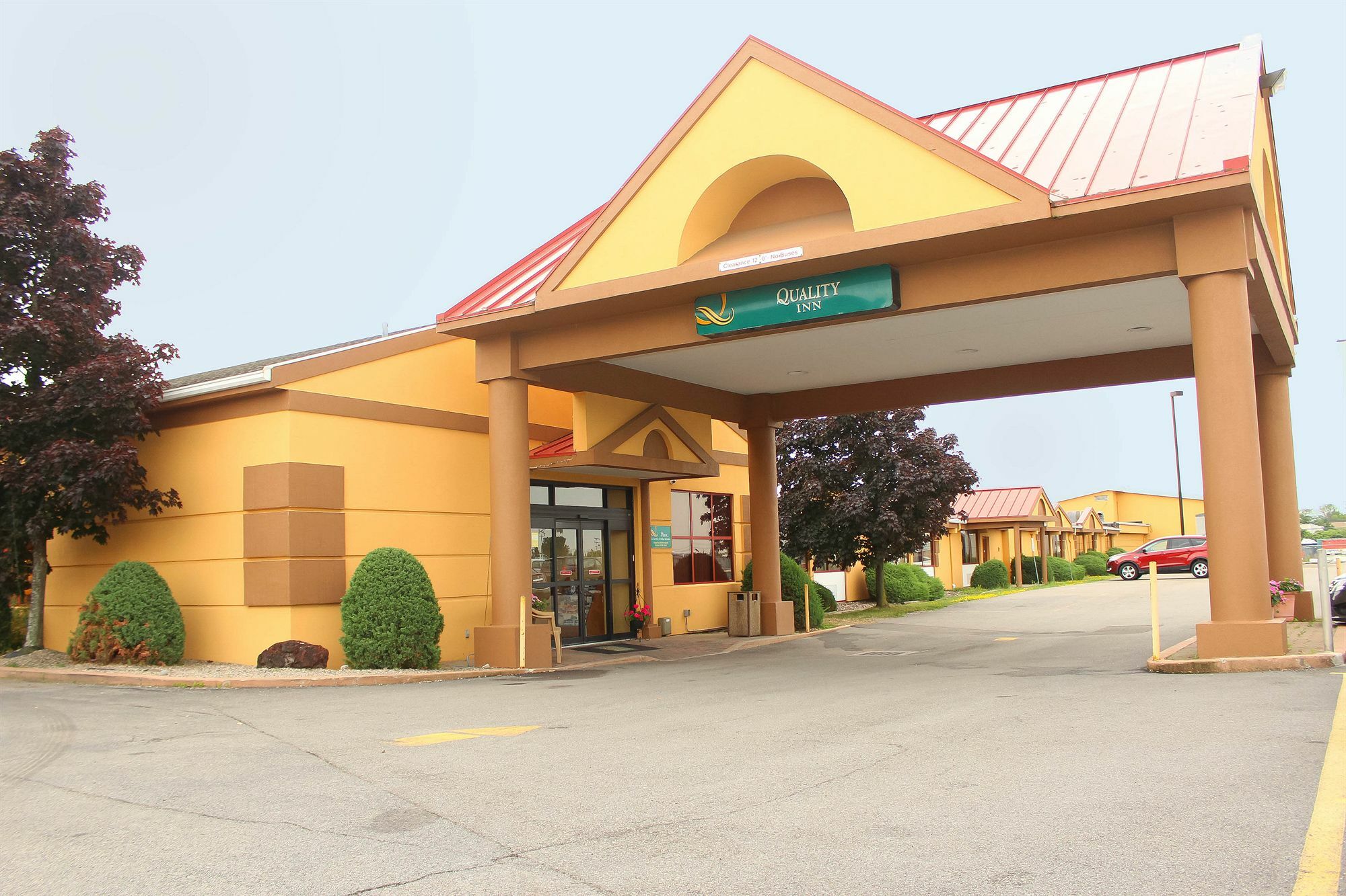 Quality Inn Buffalo Airport Cheektowaga Esterno foto